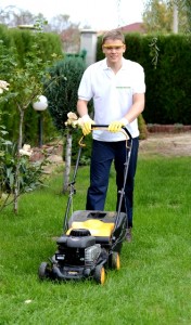 Lawn Mowing in Melbourne